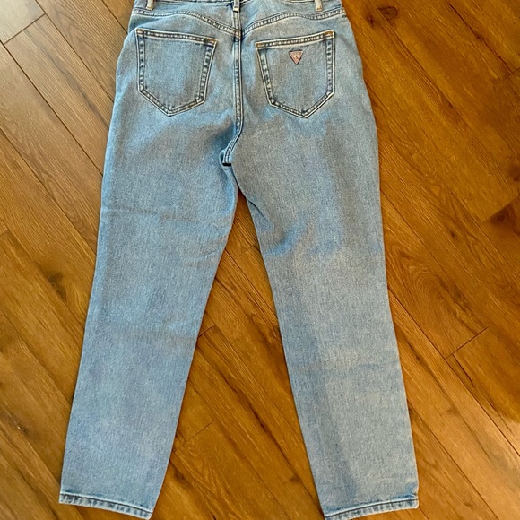 CLASSIC MOM JEANS GUESS HIGH RISE - Picture 3 of 4